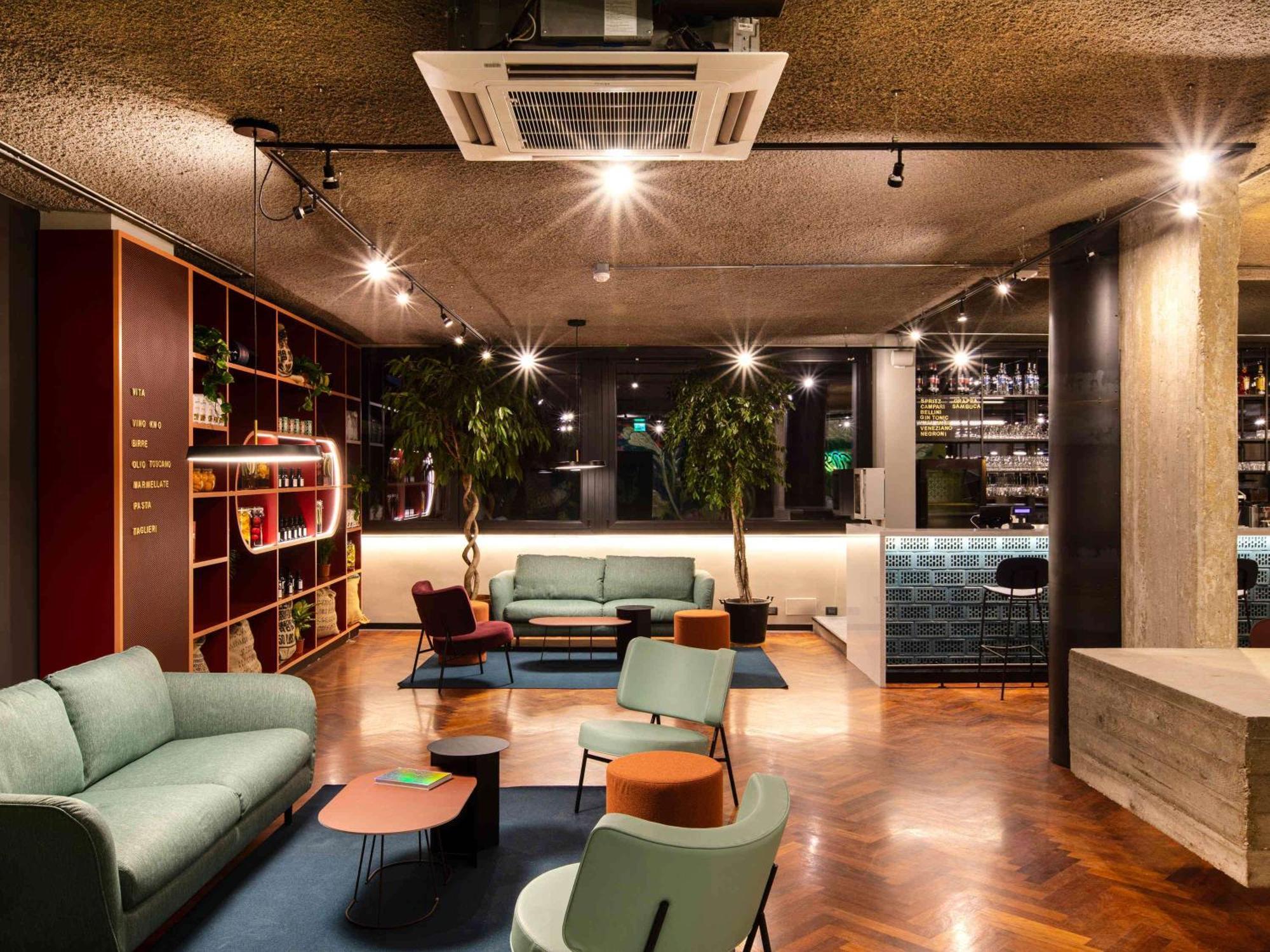 Ibis Styles Aurelia Hotell 4*